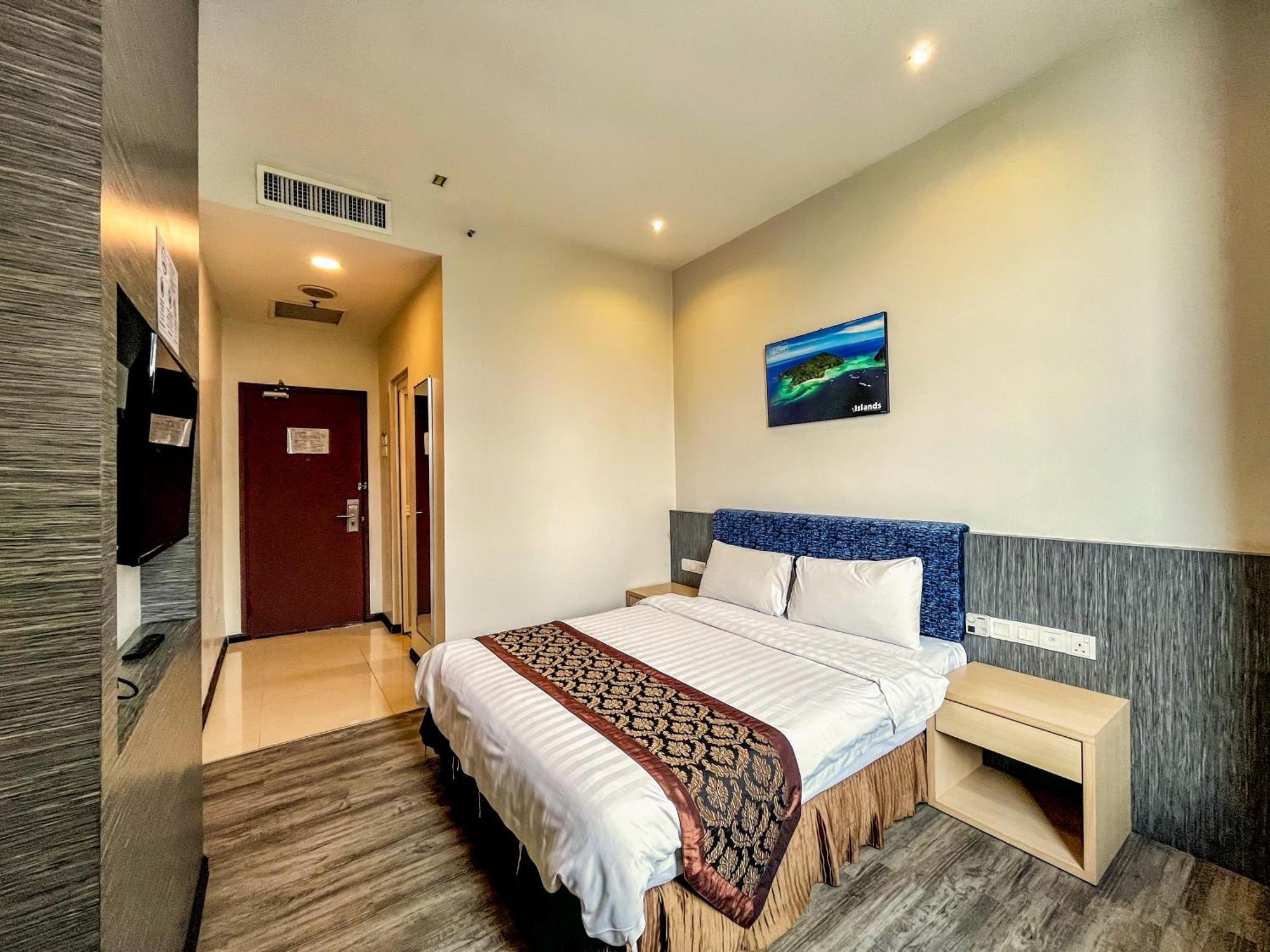 Courtyard Hotel 1Borneo Kota Kinabalu Zewnętrze zdjęcie